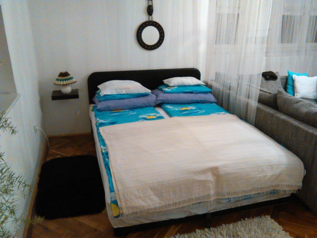 Belvarosi Studio Apartman Дьор Стая снимка