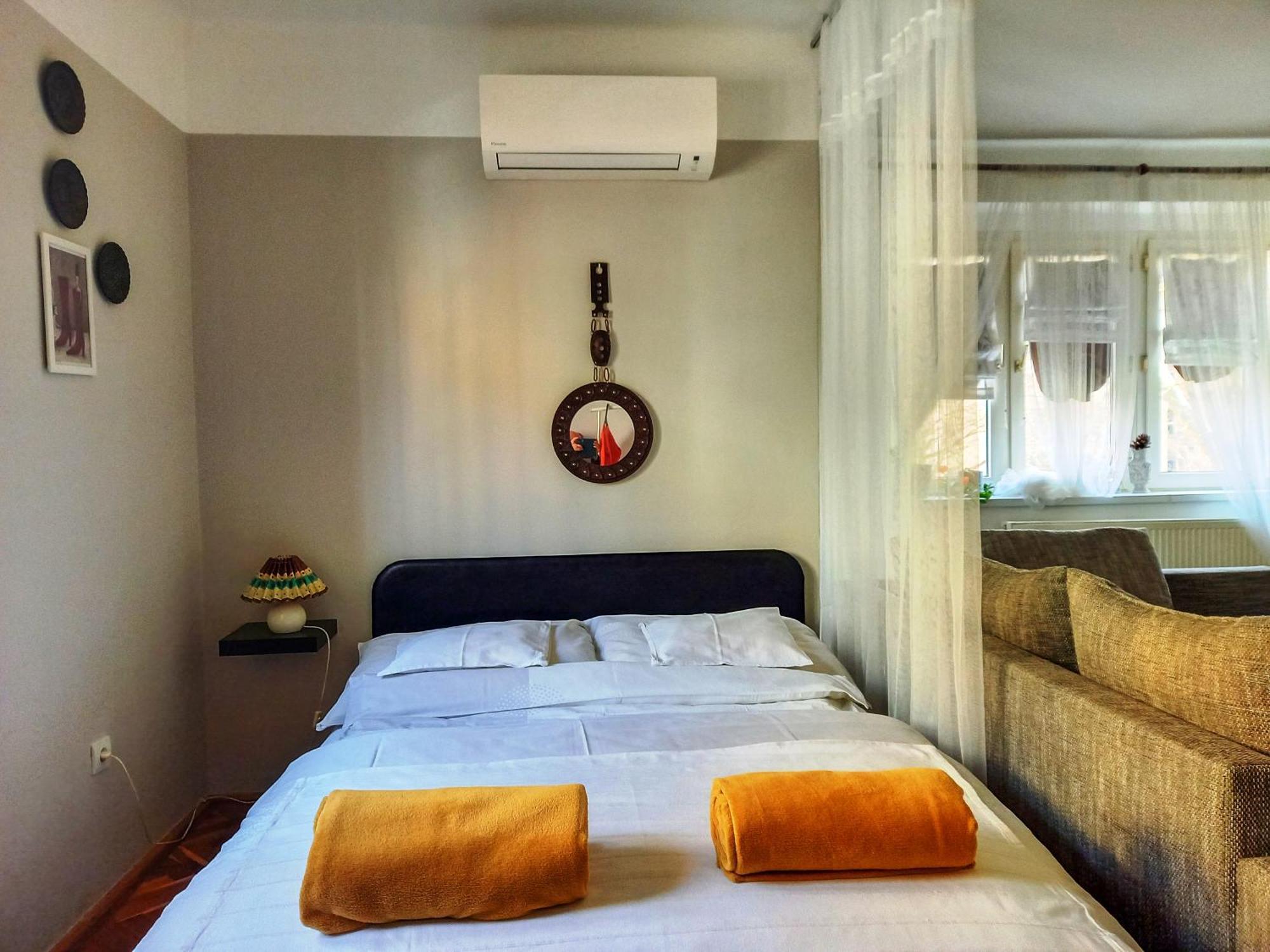 Belvarosi Studio Apartman Дьор Екстериор снимка