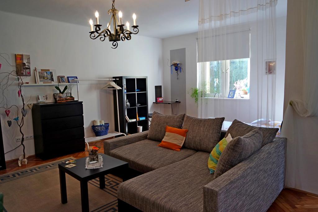 Belvarosi Studio Apartman Дьор Екстериор снимка